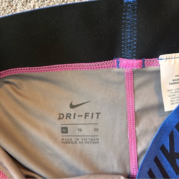 Nike Pro Dri-Fit Shorts Size XL - Picture 2 of 3